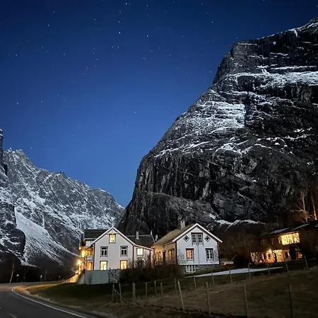 Horgheim Boutique Lodge, Romsdalen * Åndalsnes