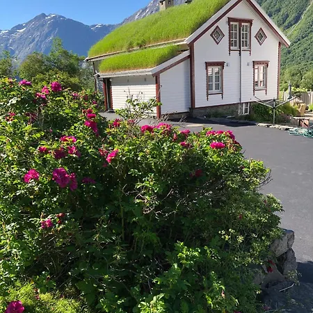 Horgheim Boutique Lodge, Romsdalen Åndalsnes